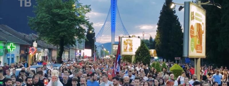 Улицама Подгорице прошла Марковданска литија у којој је учествовало више десетина хиљада вјерника (ВИДЕО)