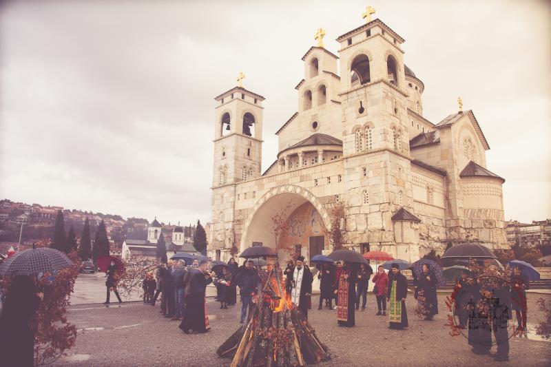 Протојереј Предраг Шћепановић: Нека рођење Христово у нама роди љубав и заједништво који су потребни Црној Гори